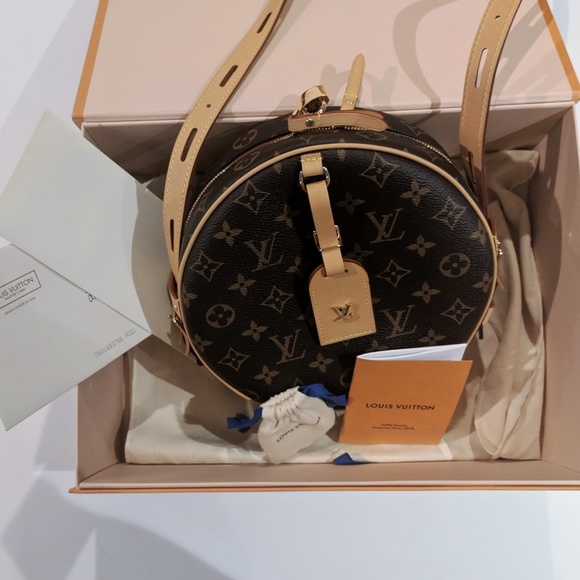 SOLD!!🎀Louis Vuitton Boite Chapeau Souple Bag - Picture 4 of 8